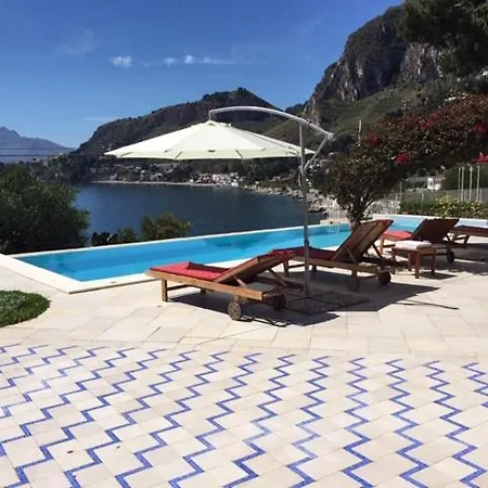 Bed & Breakfast La Del Golfo