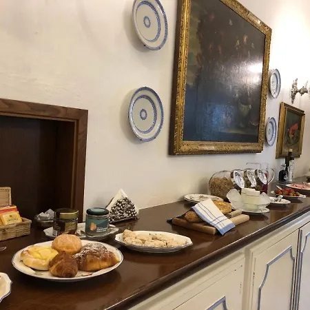 La Del Golfo Bed & Breakfast *